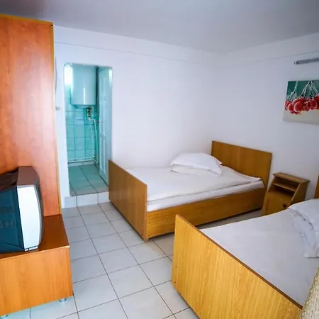 Casa La Nea Petrica Guest house *