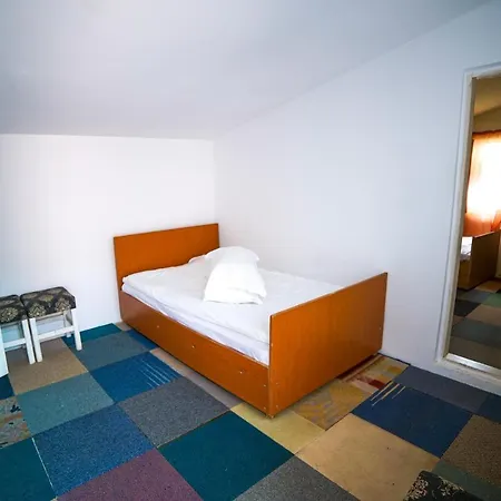 Casa La Nea Petrica Guest house *